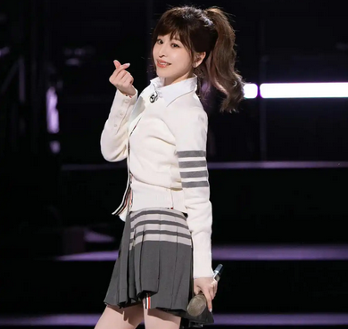 《爱你》热度登顶:音乐市场的情感共鸣与文化传播_现代网新闻频道