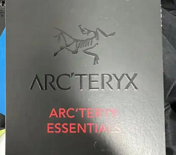 始祖鸟一张吊牌被炒到300元?品牌溢价背后的消费迷思_现代网新闻频道