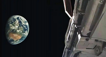 美军首次公布X-37B拍摄的地球照片，太空军事化引发关注_现代网新闻频道