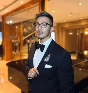 41岁TVB男星转行开网约车,生活不易引发网友热议_现代网新闻频道