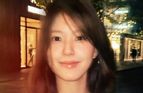 赵露思大量取关,全网仅剩14个关注引猜测_现代网新闻频道