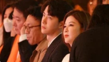 王一博：乐华娱乐的“营收密码”与隐 忧_现代网新闻频道