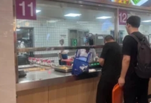 南京大学回应食堂点菜留言板走红:创新服务暖人心_现代网新闻频道