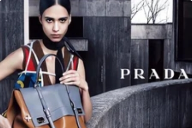 Prada魔咒:时尚圈的玄学谜团_现代网新闻频道