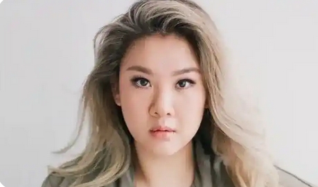 郑少秋女儿郑欣宜清空社交账号:一场静默的自我救赎_现代网新闻频道