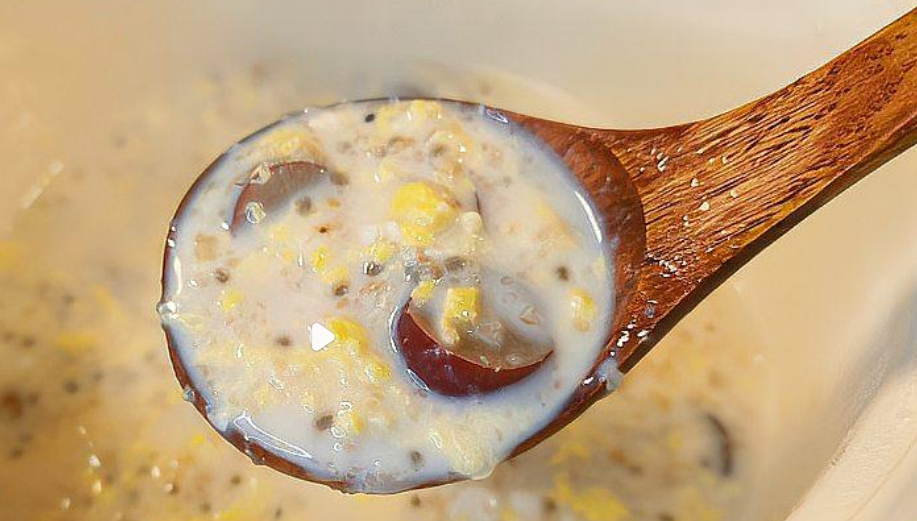 5分钟搞定牛奶燕麦粥的做法_现代网新闻频道