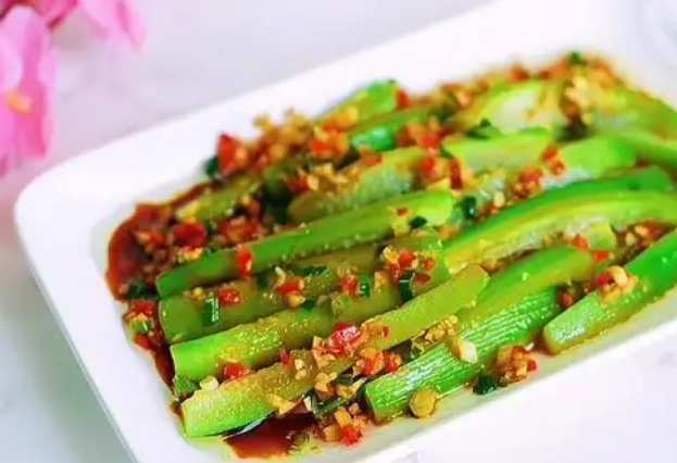 凉拌丝瓜的做法_现代网新闻频道