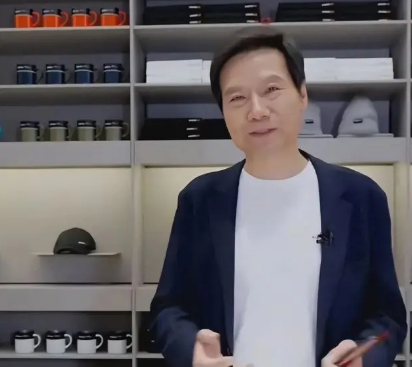 凡客CEO陈年深情致谢雷军,共筑电商新辉煌_现代网新闻频道