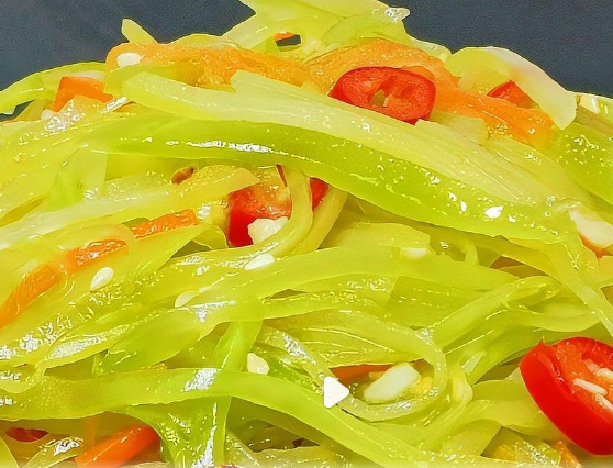 夏日清爽之选,如何凉拌莴笋丝_现代网新闻频道