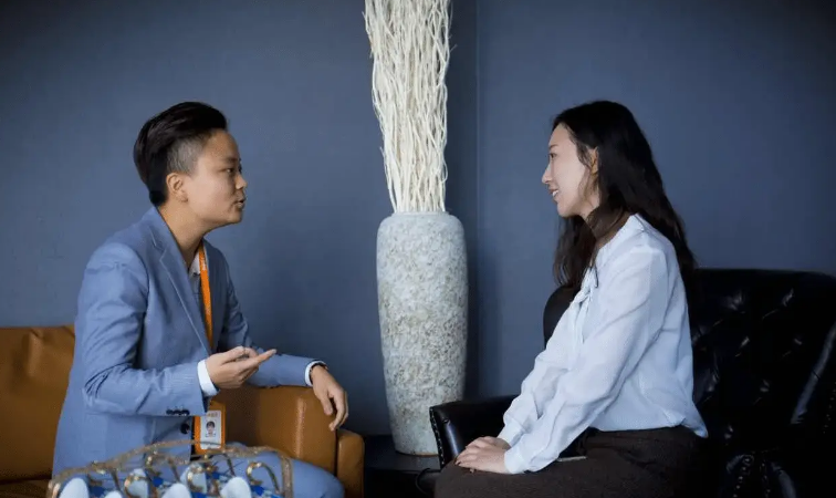 情感导师免费咨询一对一服务：量身定制的情感解决方案_现代网新闻频道