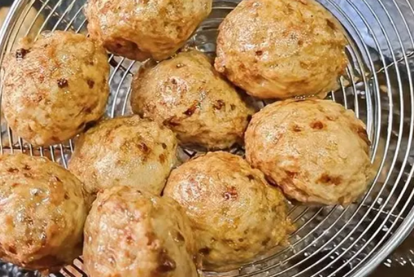 炸藕丸子的做法和配方_现代网新闻频道