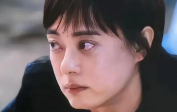孙俪携《乌云之上》归来,再掀热度_现代网新闻频道