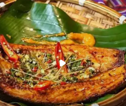 香茅草烤鱼：云南风味_现代网新闻频道