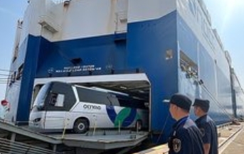 上海南港码头5月商品车装卸破12万辆_现代网新闻频道