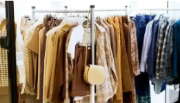 为什么我们的衣服越来越难买了_现代网新闻频道