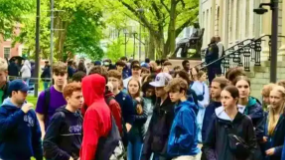 全球名校“抢人”升温,哈佛留学生成香饽饽_现代网新闻频道