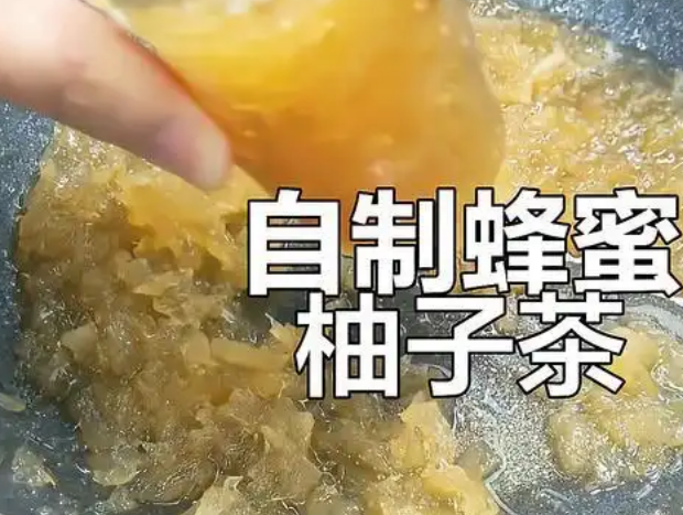 自制蜂蜜柚子茶：春日宅家必备的甜蜜秘方_现代网新闻频道