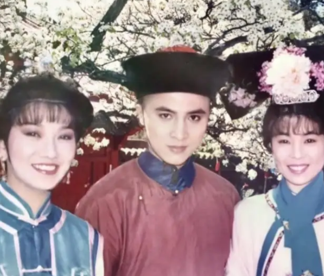 〈戏说乾隆〉“贾六”近照曝光,勾起观众满满回忆_现代网新闻频道