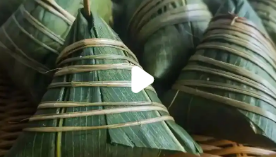 文化差异的“吃播”：外国人连皮吃粽子引热议_现代网新闻频道